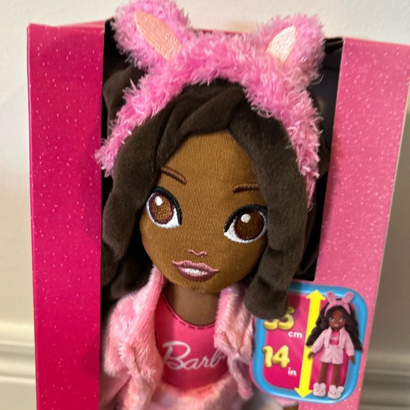 Barbie Sweet Dreams plush Doll in Pink Pajamas - Picture 5 of 7